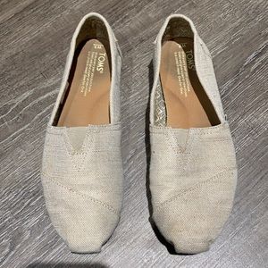 Women’s Toms